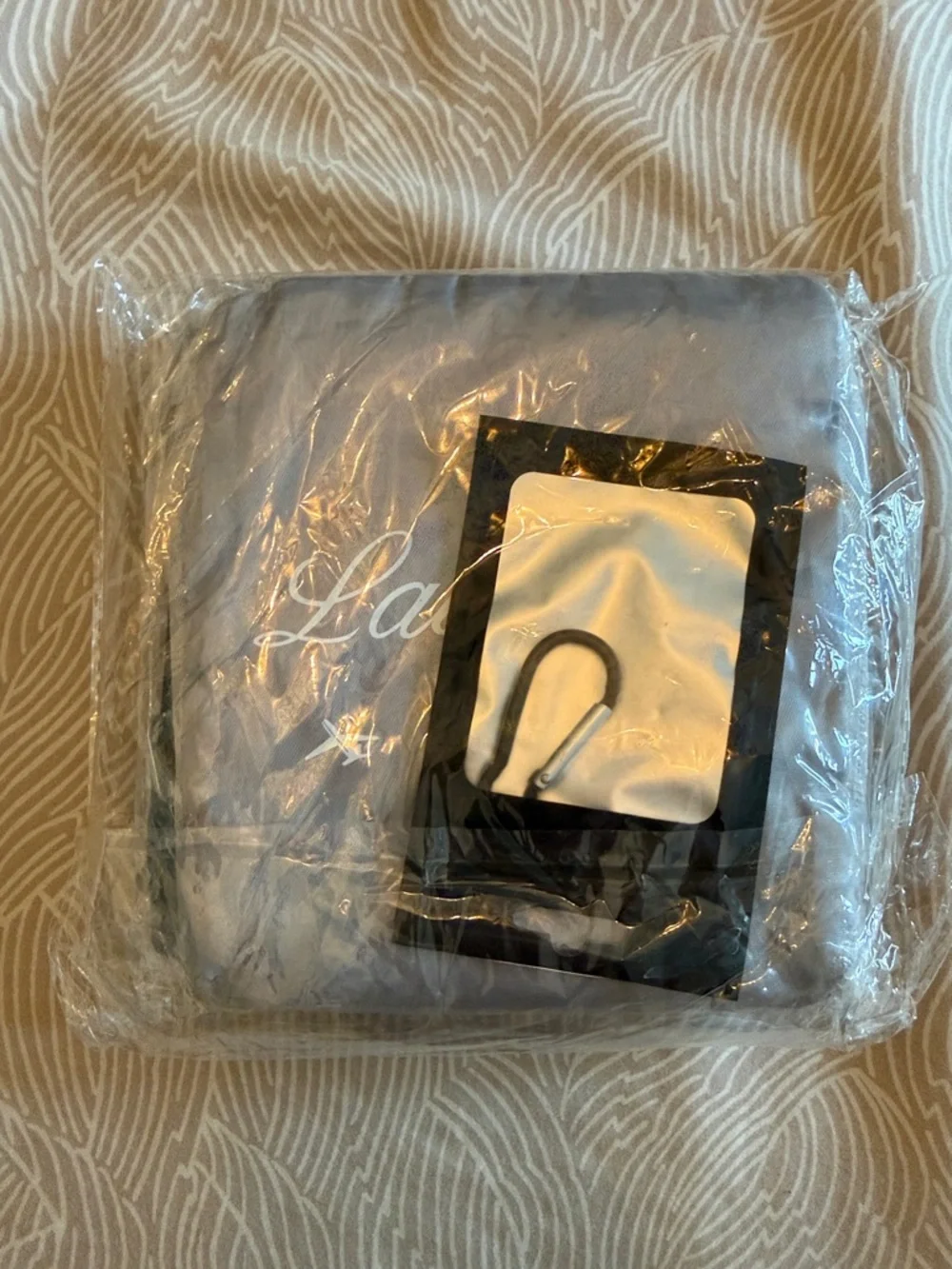 NWT! 2 Pack Laundry Travel Bags (Black & Silver)